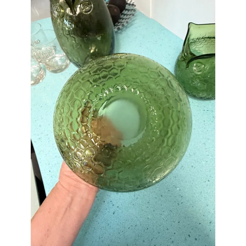 Vintage Set of 2 Hand-blown Art Glass Owls Green Honeycomb Pattern MCM